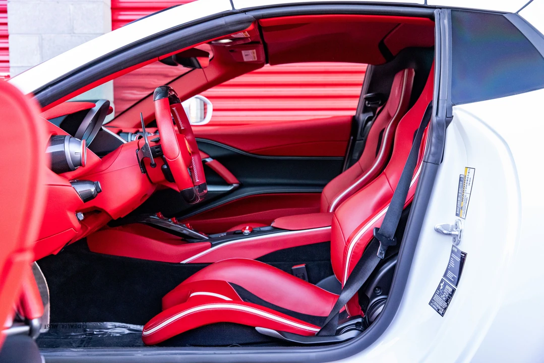 2021 Ferrari 812 GTS - Image 17 of 31