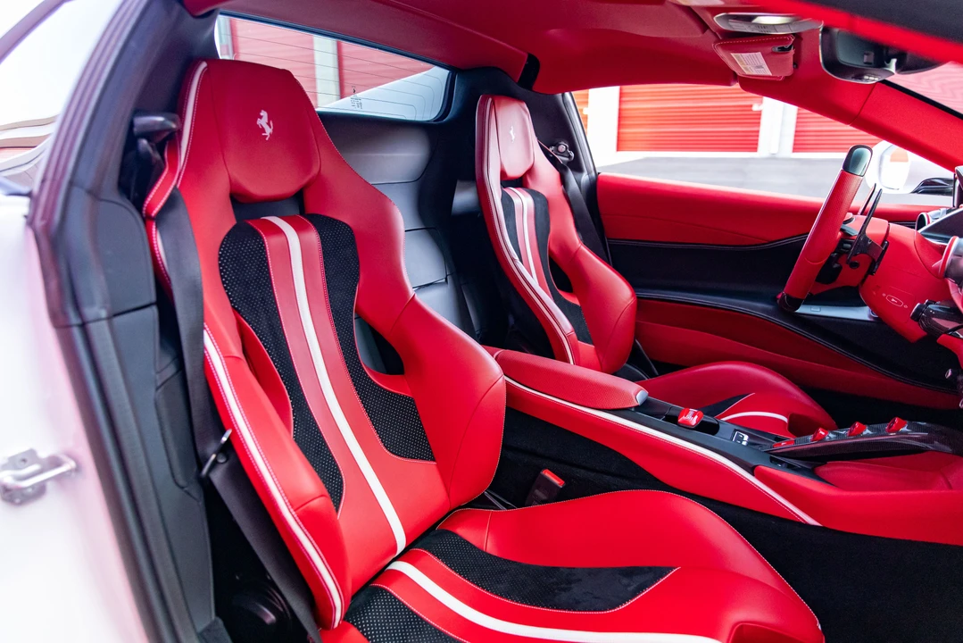 2021 Ferrari 812 GTS - Image 27 of 31