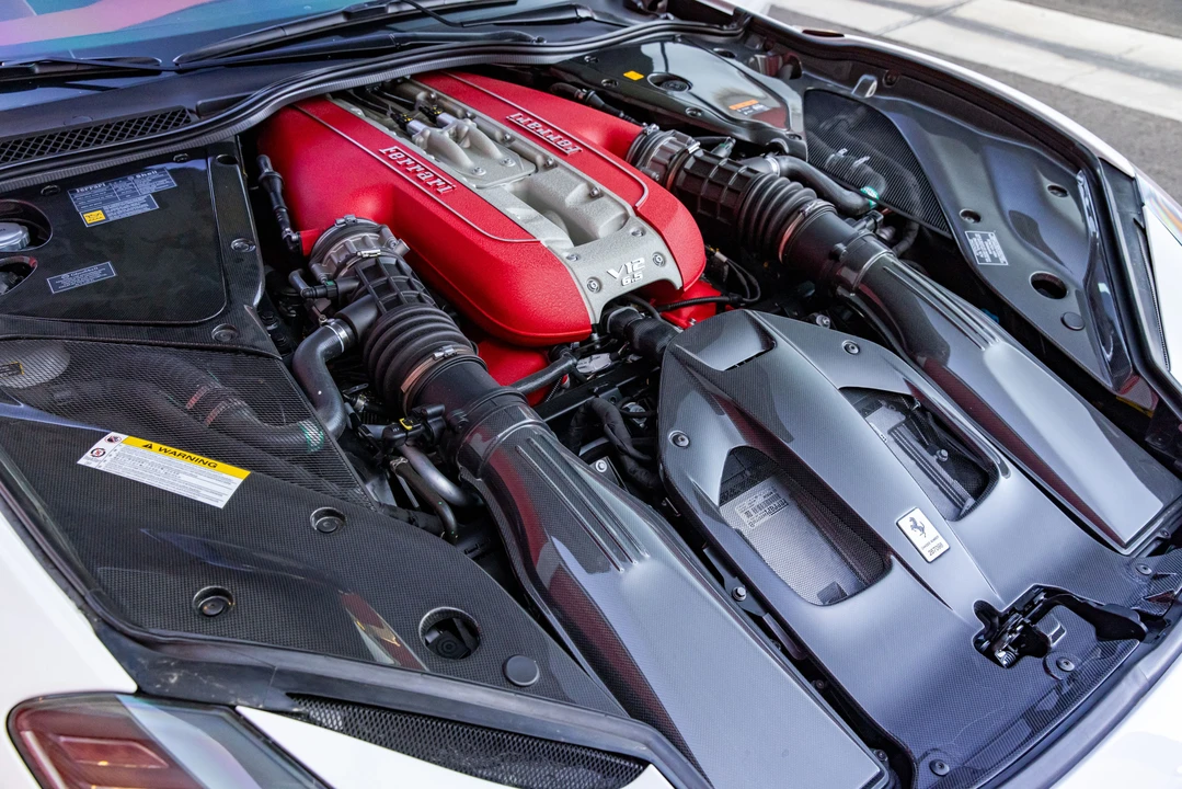 2021 Ferrari 812 GTS - Image 11 of 31