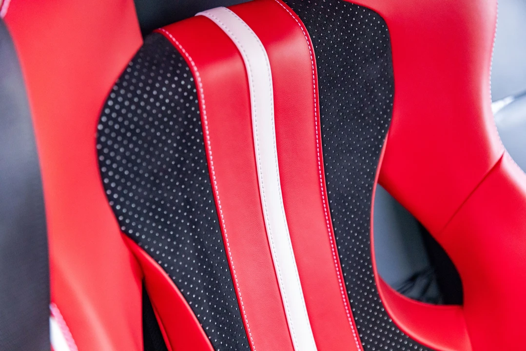 2021 Ferrari 812 GTS - Image 26 of 31