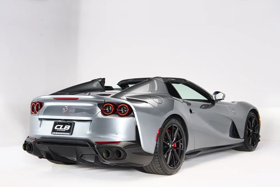 2021 Ferrari 812 GTS - Image 5 of 31