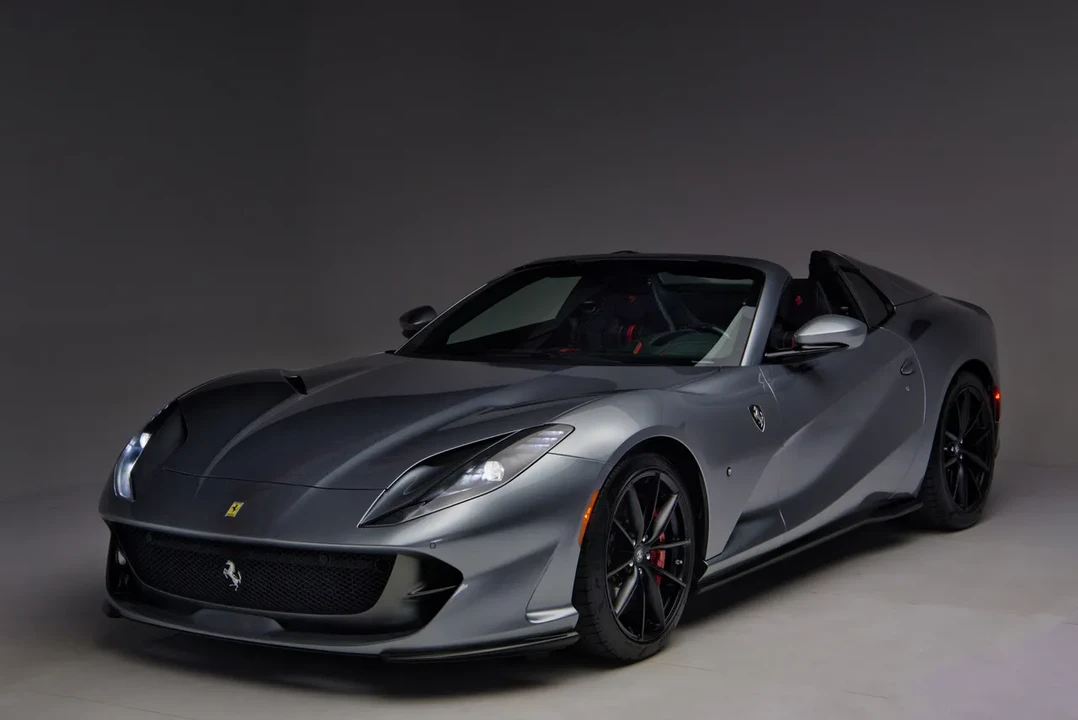 2021 Ferrari 812 GTS - Image 11 of 31