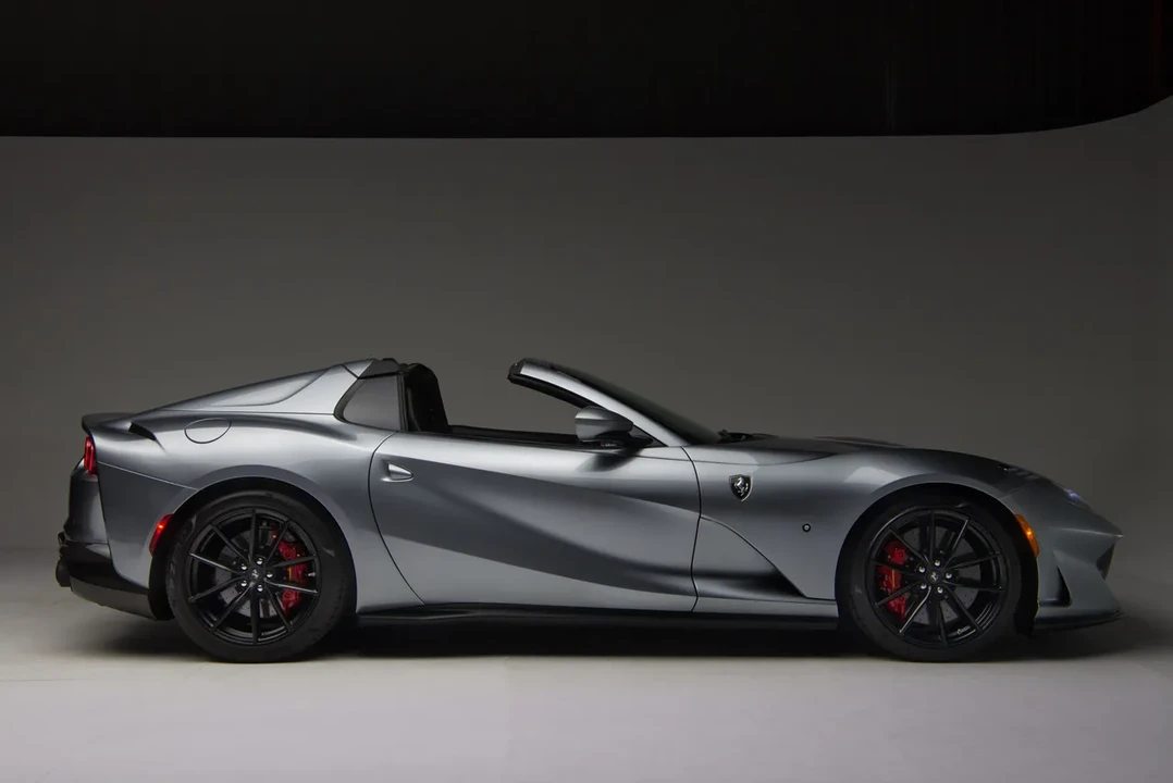 2021 Ferrari 812 GTS - Image 8 of 31