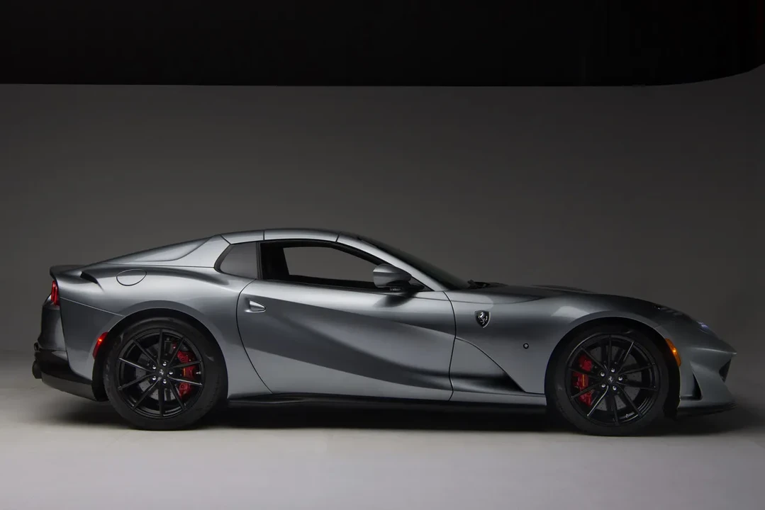 2021 Ferrari 812 GTS - Image 17 of 31