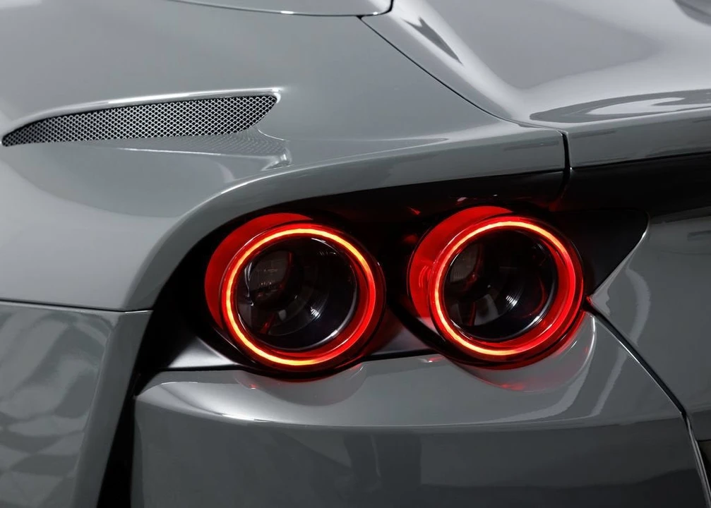 2021 Ferrari 812 GTS - Image 21 of 31