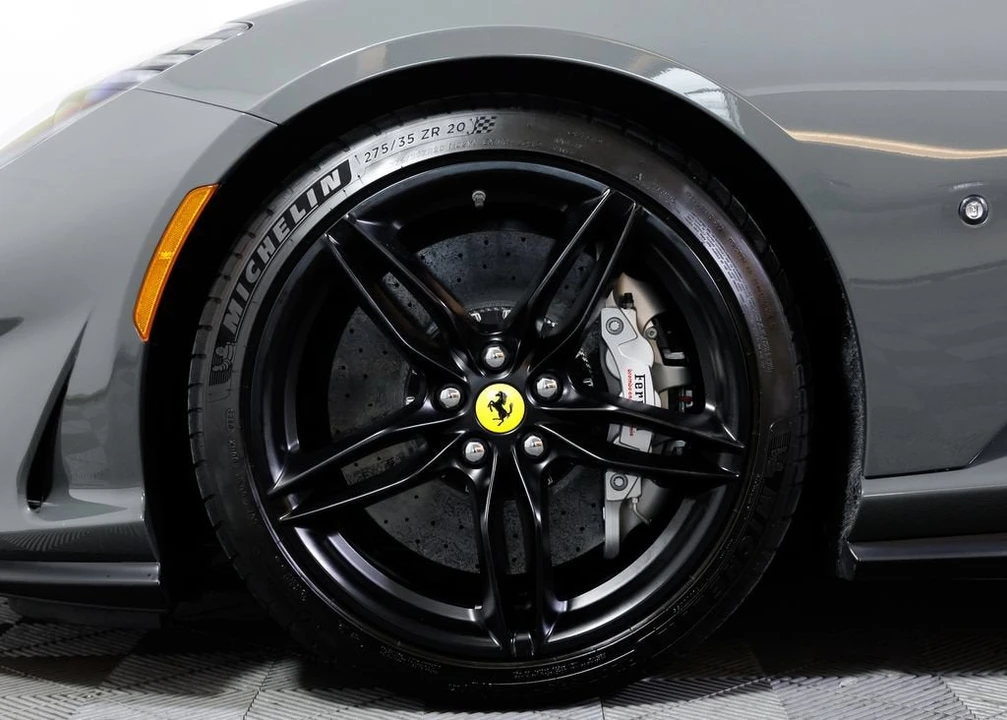 2021 Ferrari 812 GTS - Image 9 of 31