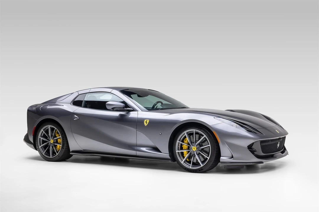 2021 Ferrari 812 GTS - Image 7 of 31
