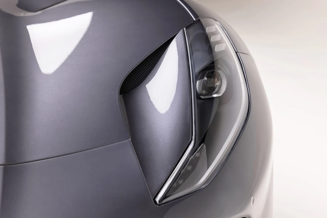 2021 Ferrari 812 GTS - Image 18 of 31