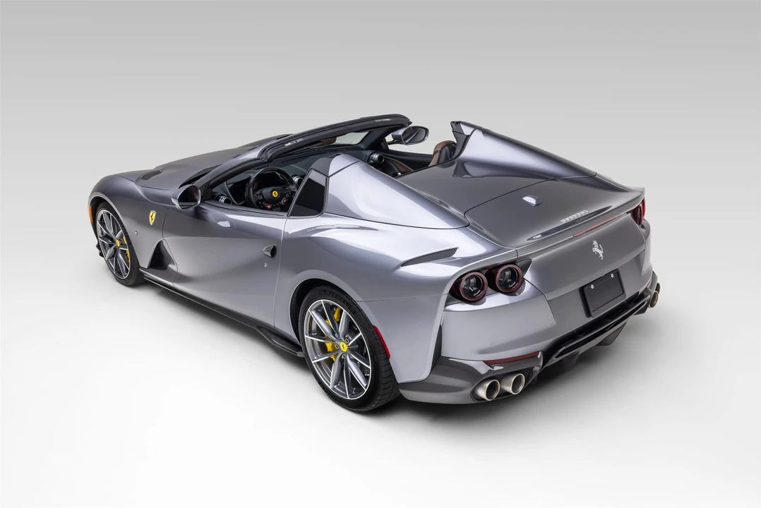 2021 Ferrari 812 GTS - Image 15 of 31
