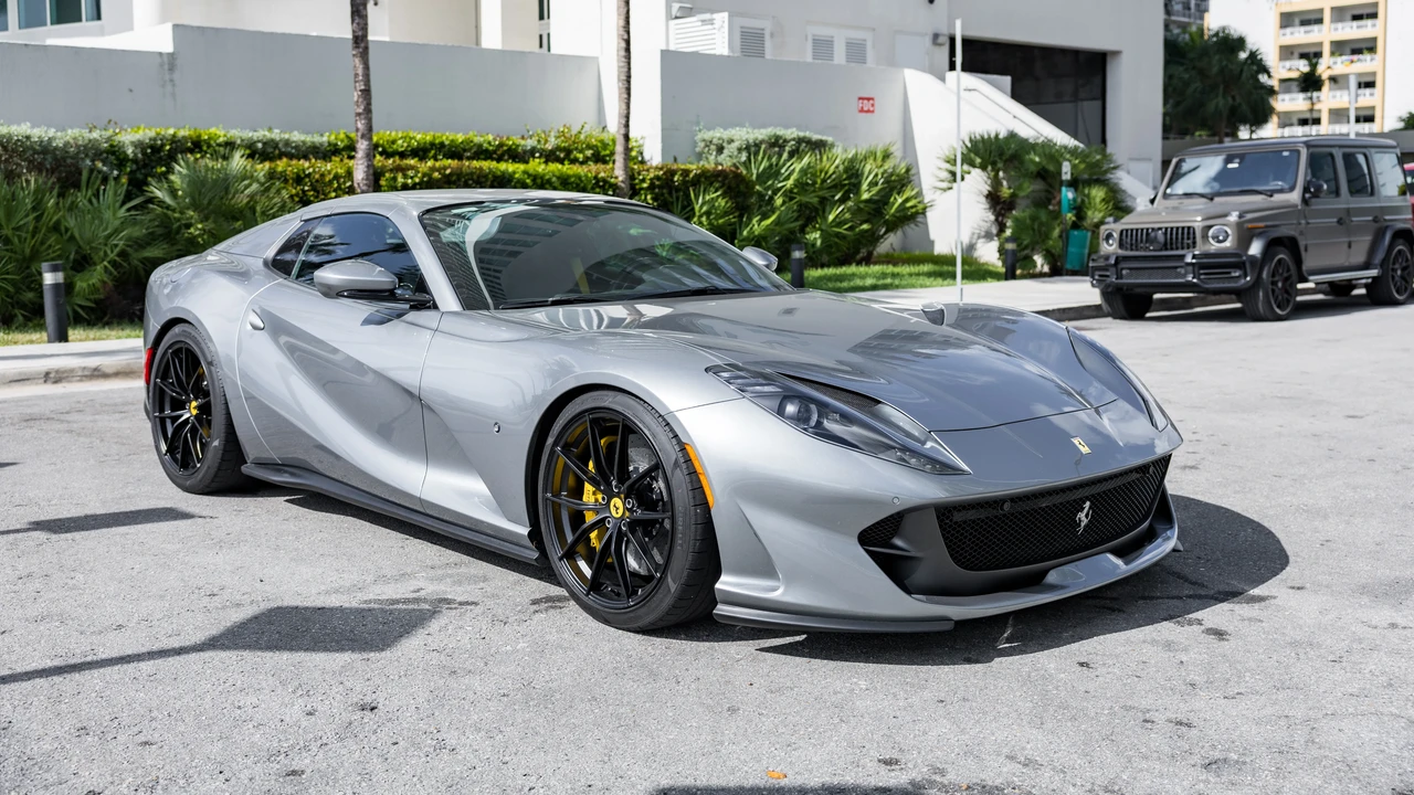 2021 Ferrari 812 GTS - Image 3 of 31