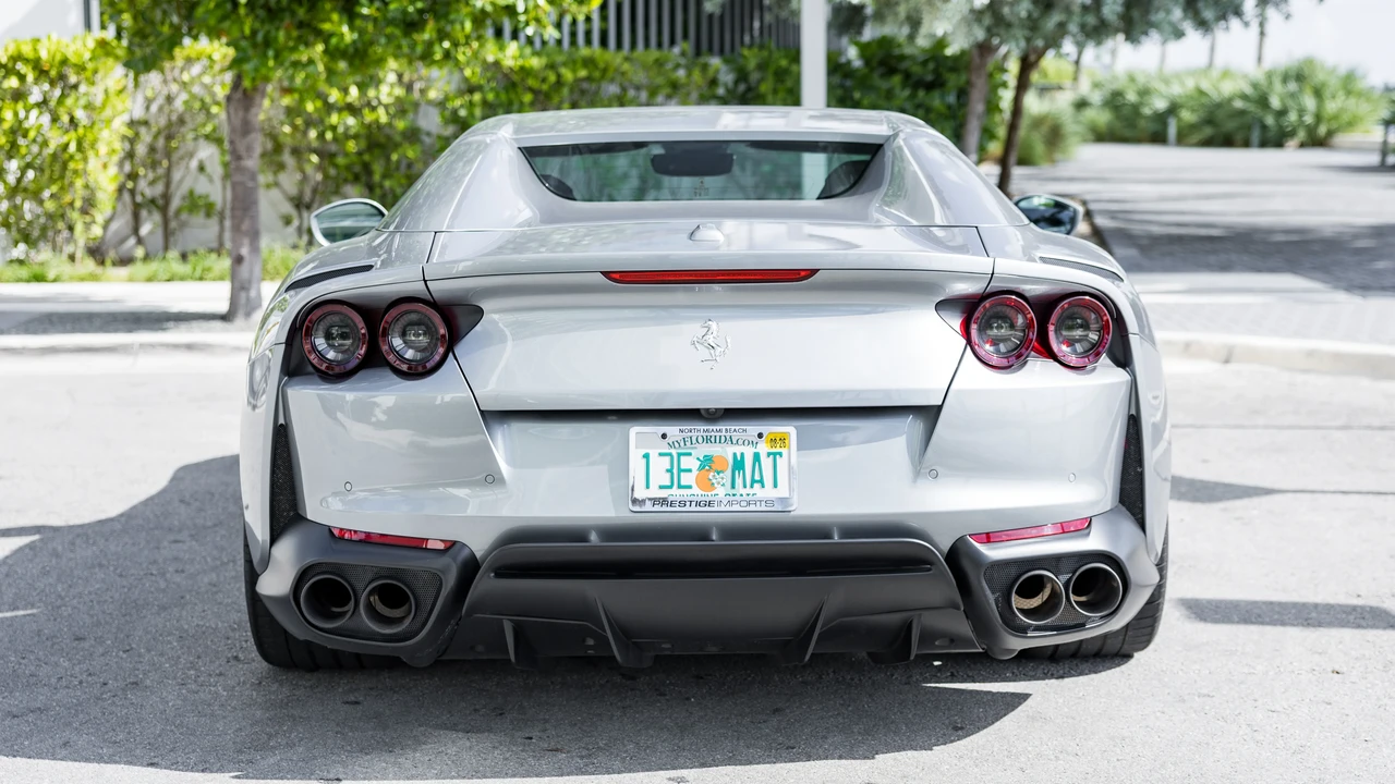 2021 Ferrari 812 GTS - Image 6 of 31