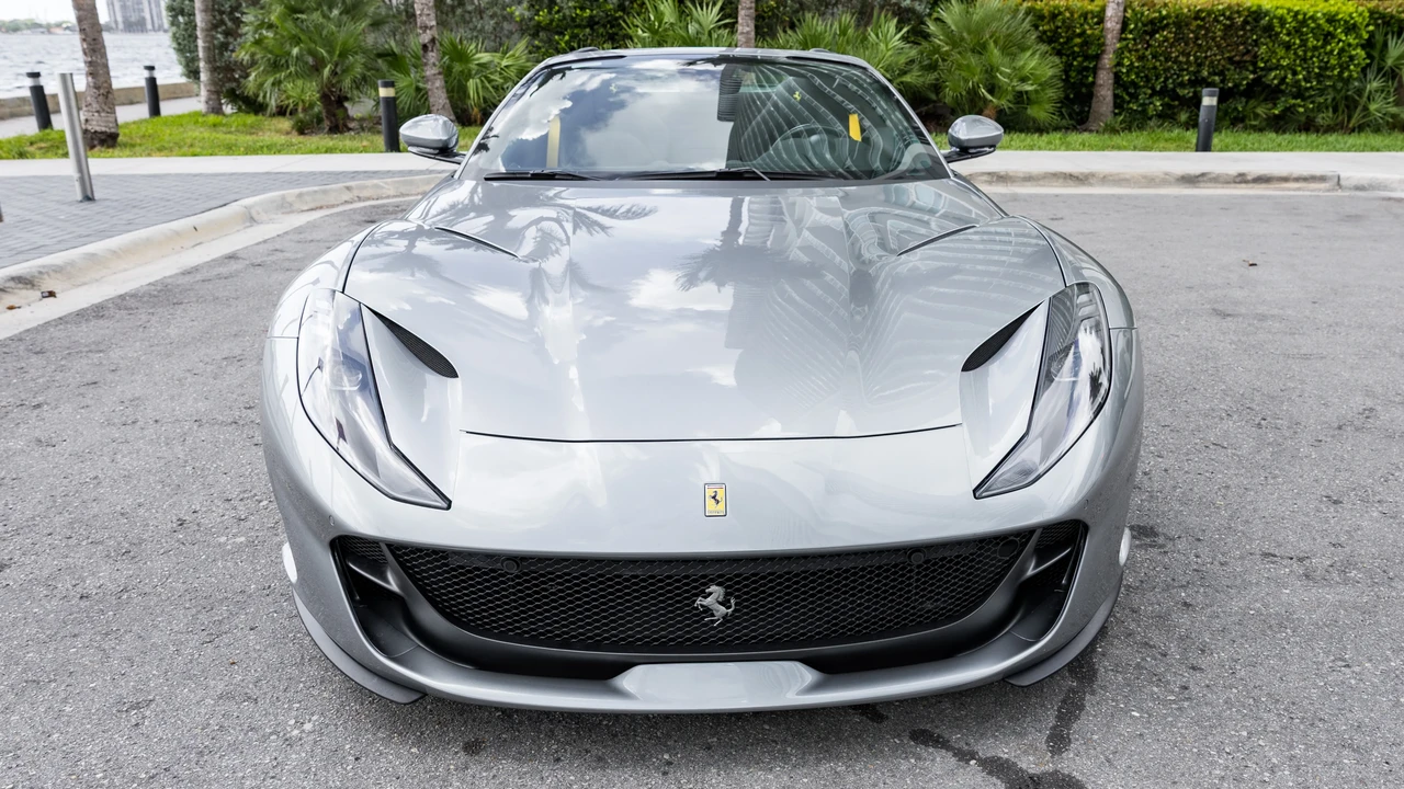 2021 Ferrari 812 GTS - Image 10 of 31