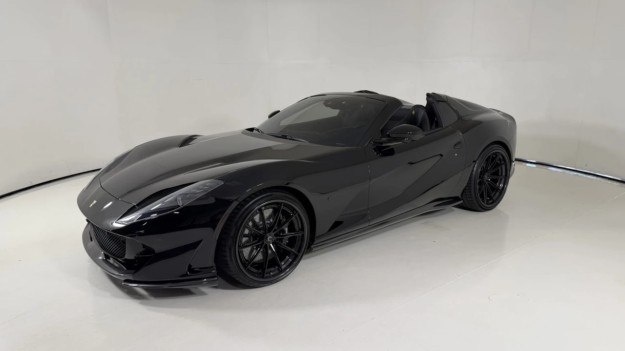 2021 Ferrari 812 GTS - Image 4 of 31