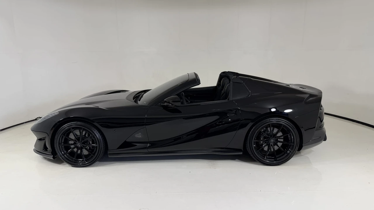 2021 Ferrari 812 GTS - Image 30 of 31