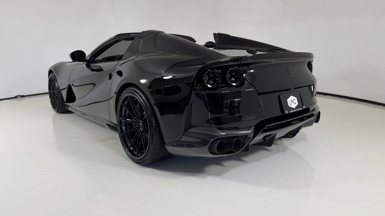 2021 Ferrari 812 GTS - Image 29 of 31