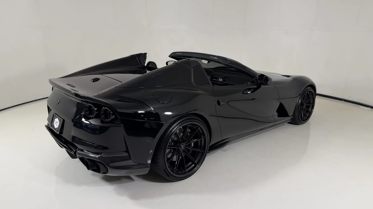 2021 Ferrari 812 GTS - Image 18 of 31