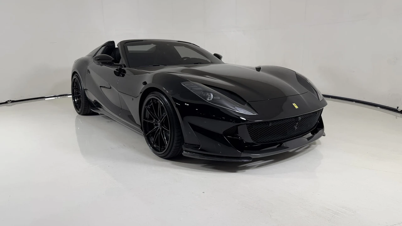 2021 Ferrari 812 GTS - Image 10 of 31