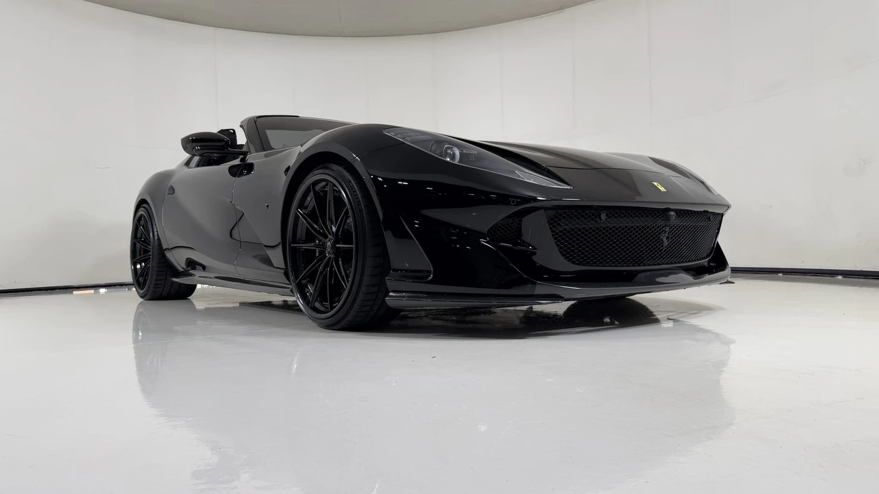 2021 Ferrari 812 GTS - Image 12 of 31