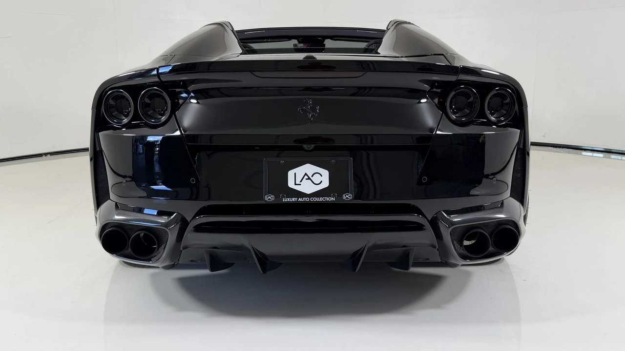 2021 Ferrari 812 GTS - Image 21 of 31