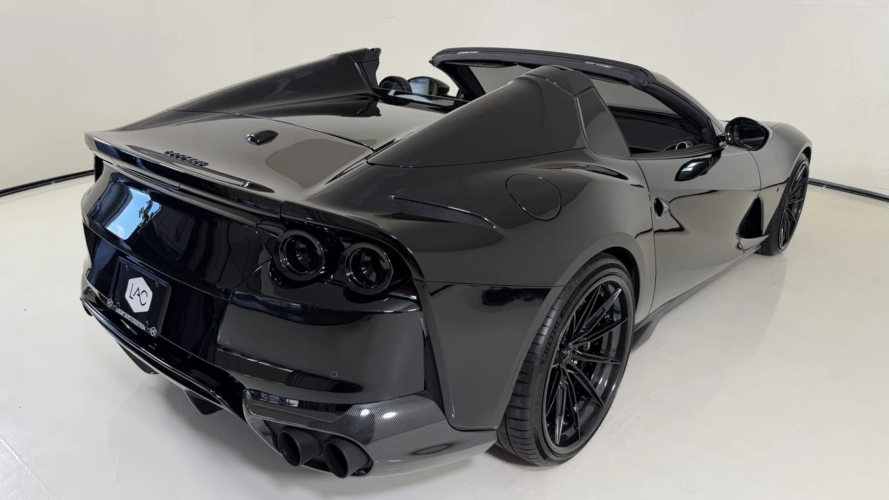 2021 Ferrari 812 GTS - Image 20 of 31