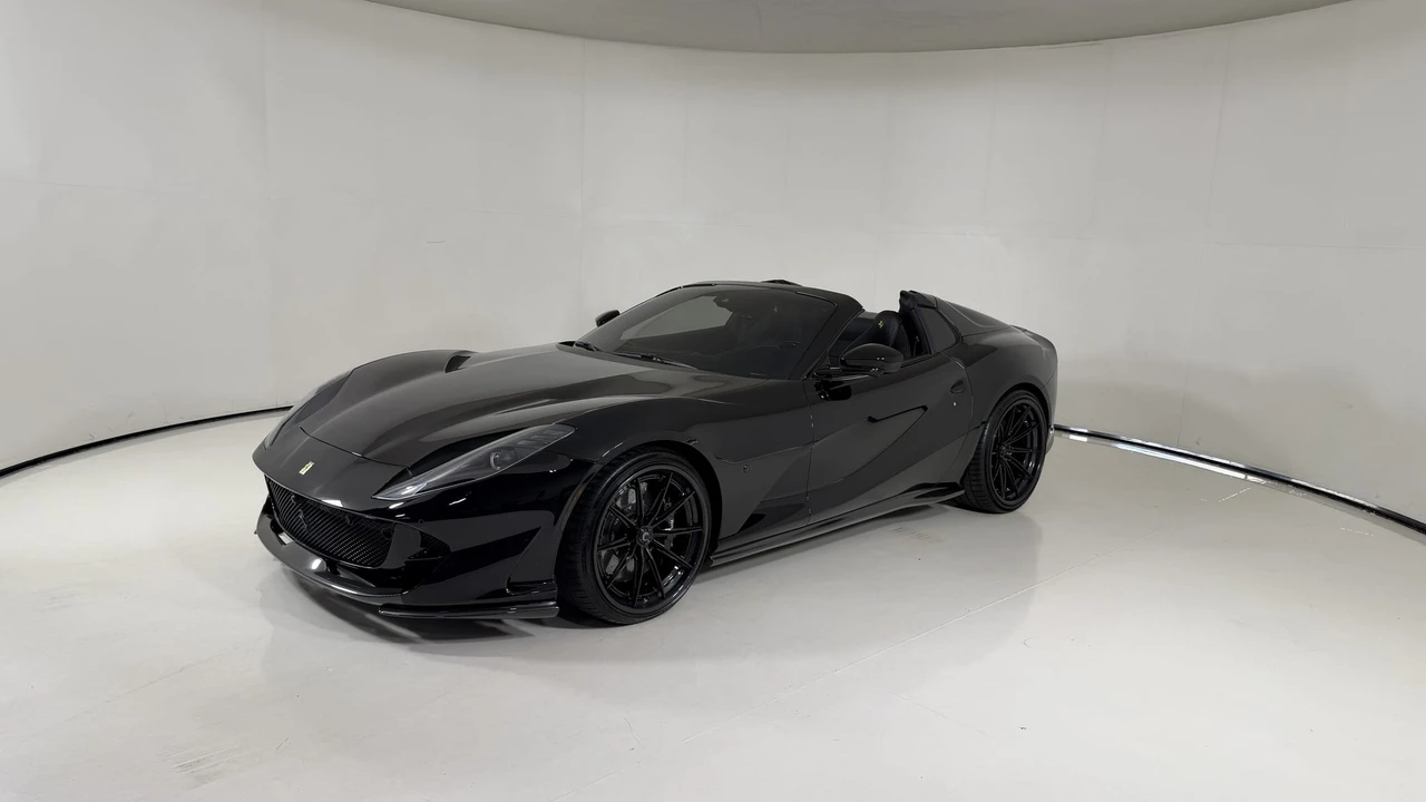 2021 Ferrari 812 GTS - Image 5 of 31