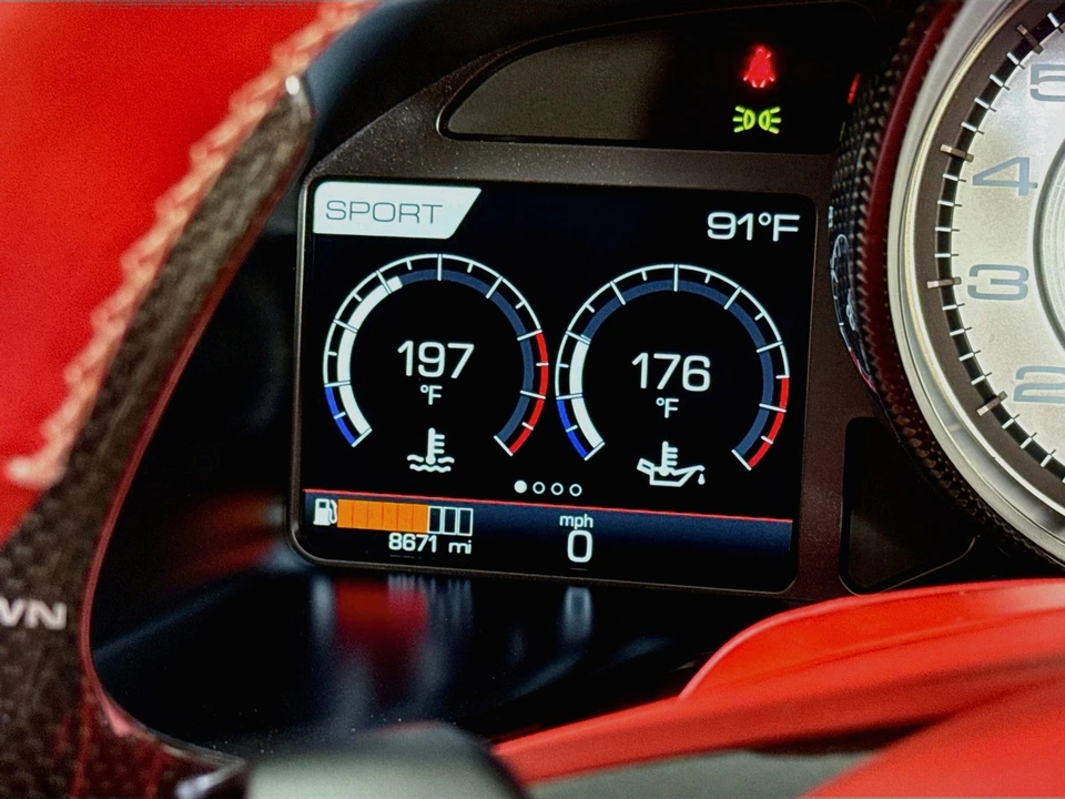 2021 Ferrari 812 GTS - Image 15 of 25