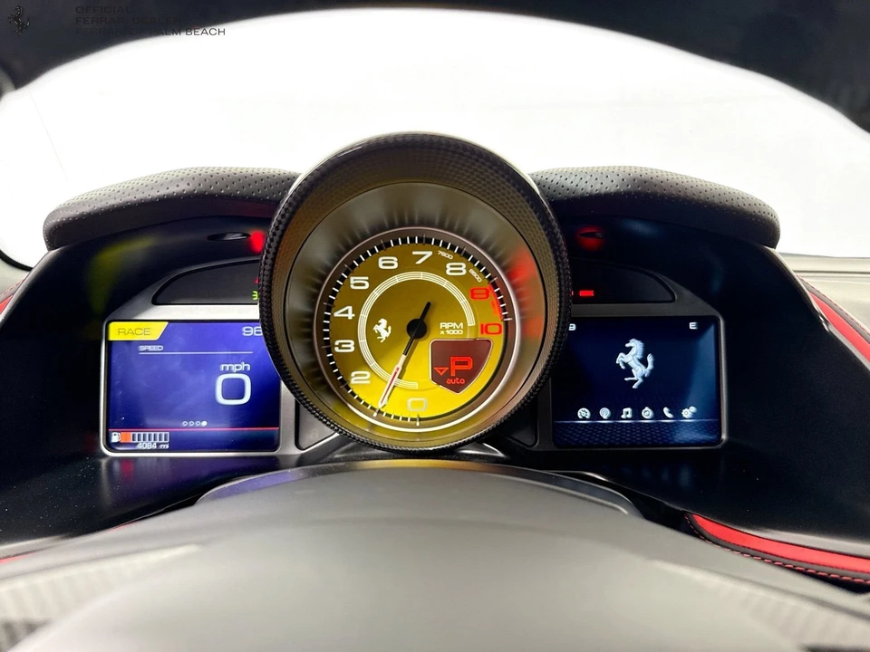 2021 Ferrari 812 GTS - Image 11 of 31