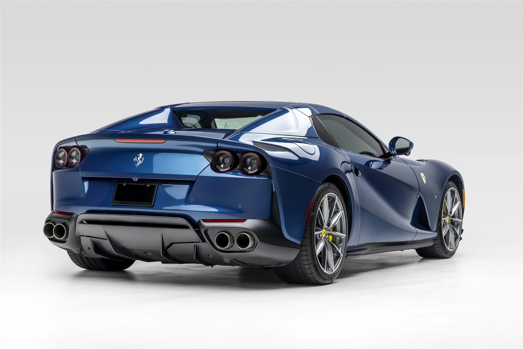 2021 Ferrari 812 GTS - Image 16 of 31