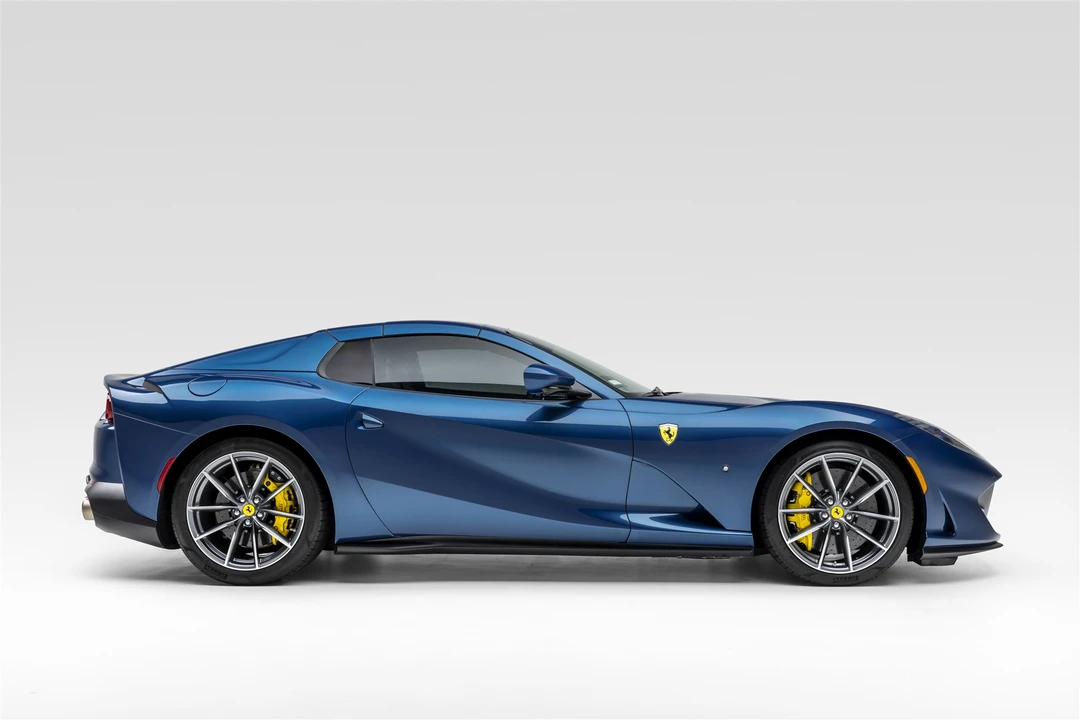2021 Ferrari 812 GTS - Image 18 of 31