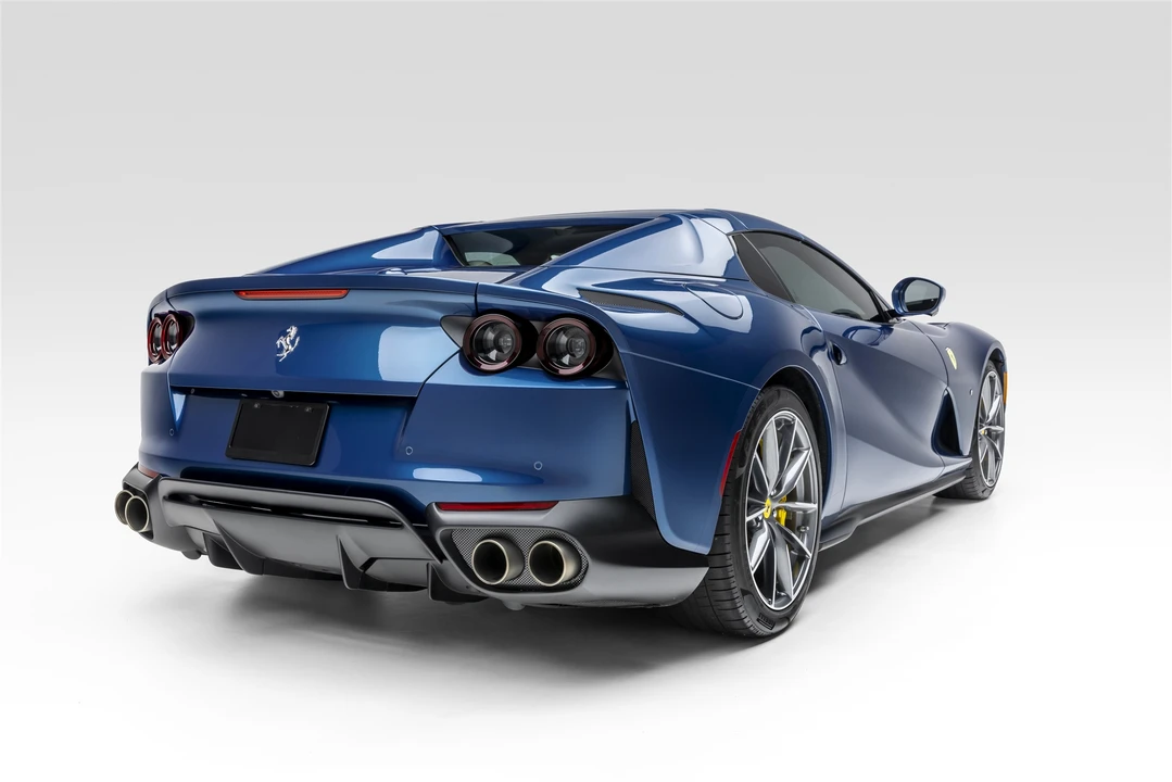 2021 Ferrari 812 GTS - Image 15 of 31