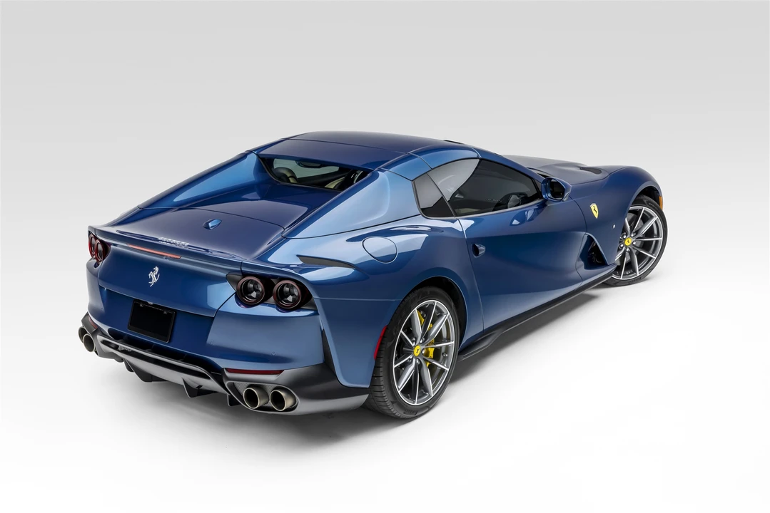 2021 Ferrari 812 GTS - Image 14 of 31