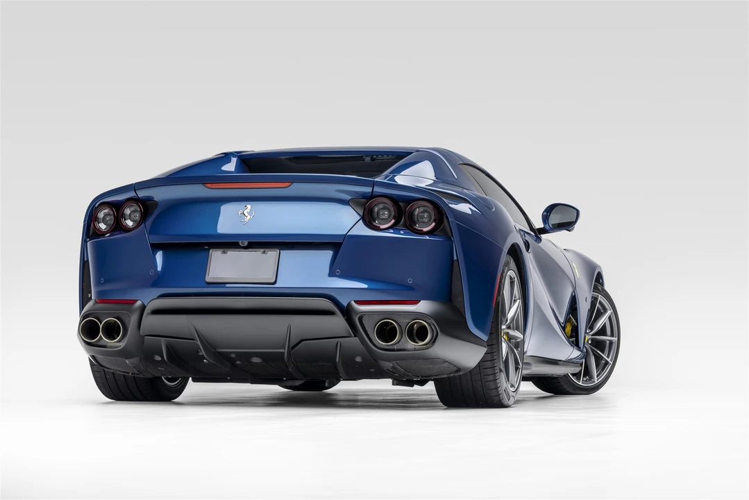 2021 Ferrari 812 GTS - Image 12 of 31