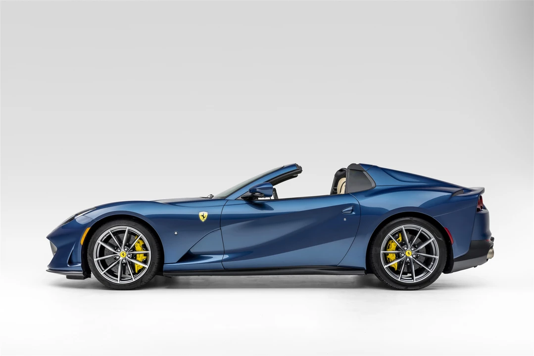 2021 Ferrari 812 GTS - Image 8 of 31