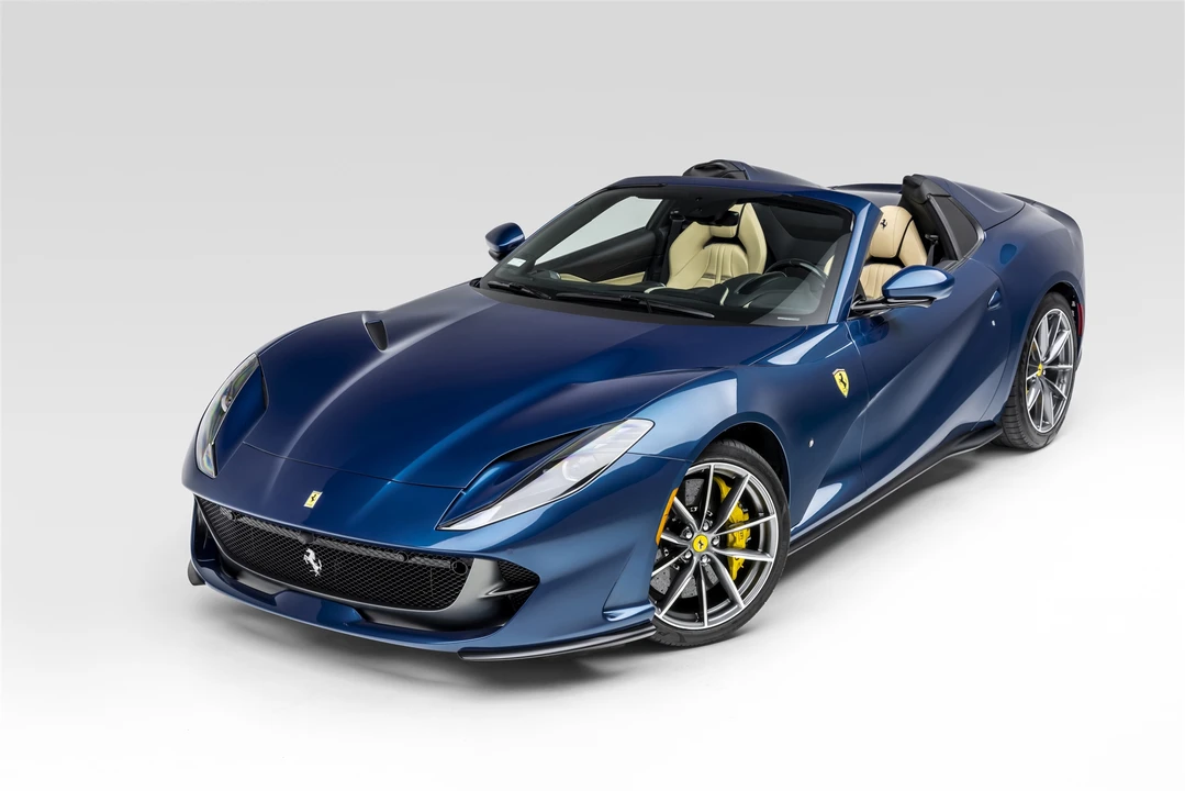 2021 Ferrari 812 GTS - Image 7 of 31