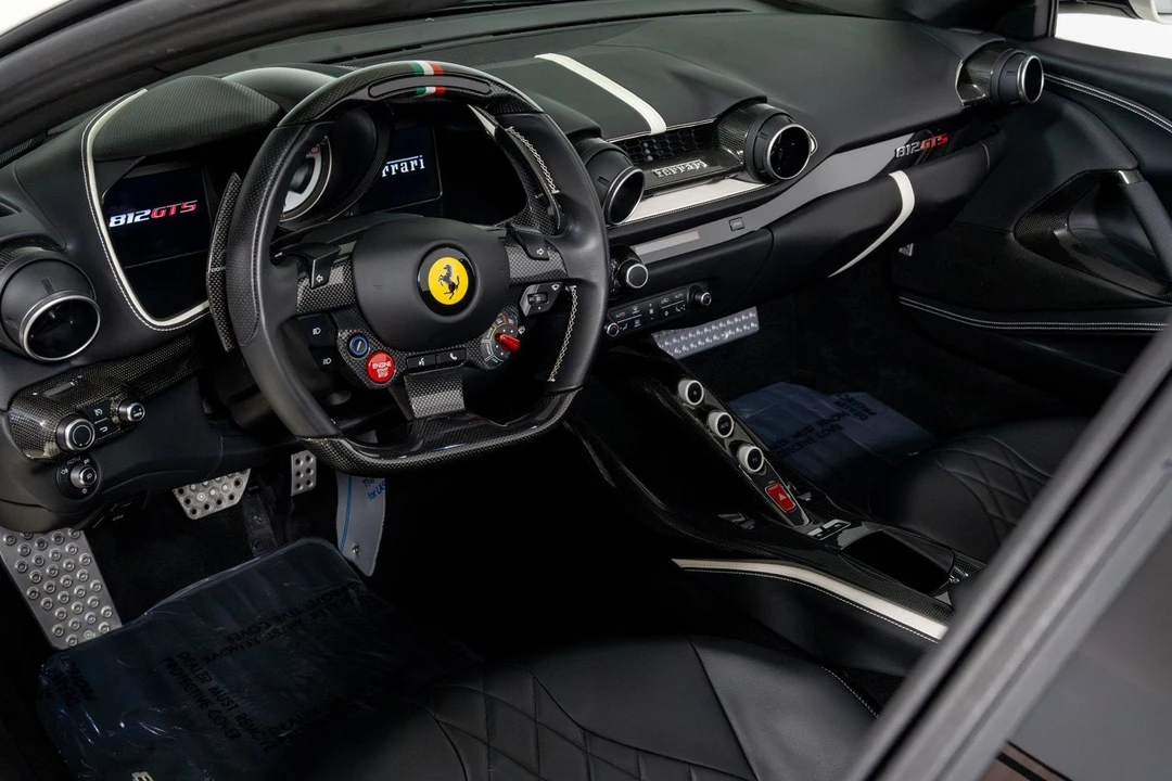 2021 Ferrari 812 GTS - Image 28 of 31