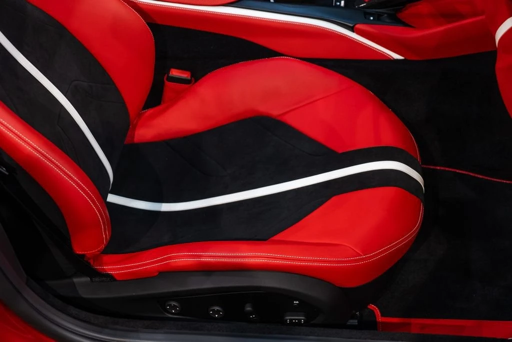 2021 Ferrari 812 GTS - Image 30 of 31