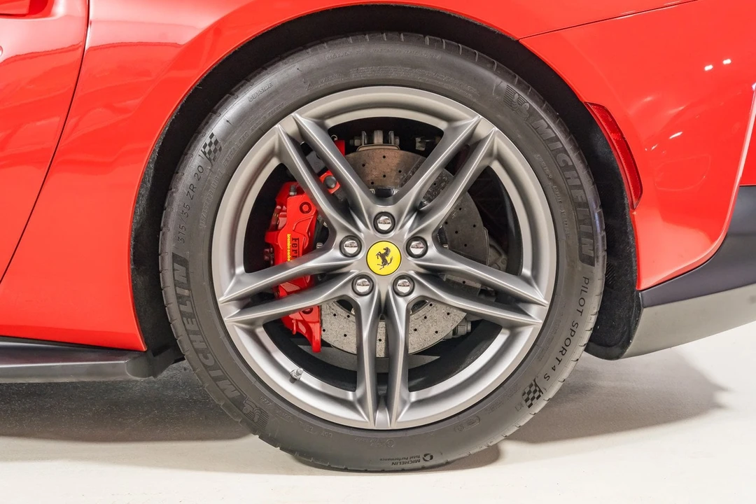 2021 Ferrari 812 GTS - Image 23 of 31