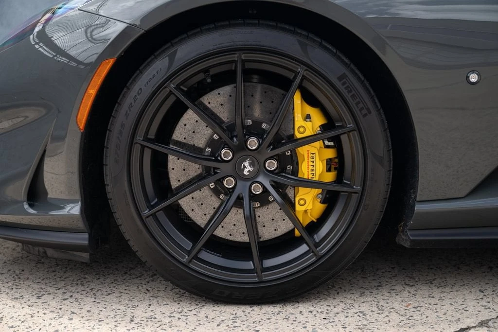 2021 Ferrari 812 GTS - Image 17 of 31