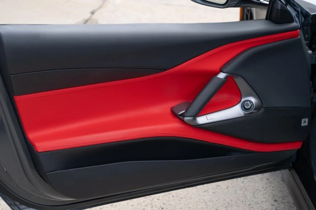 2021 Ferrari 812 GTS - Image 27 of 31