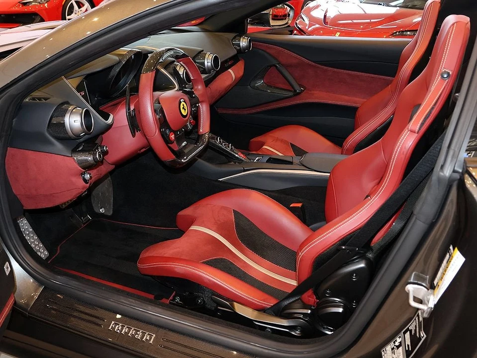 2021 Ferrari 812 GTS - Image 4 of 31