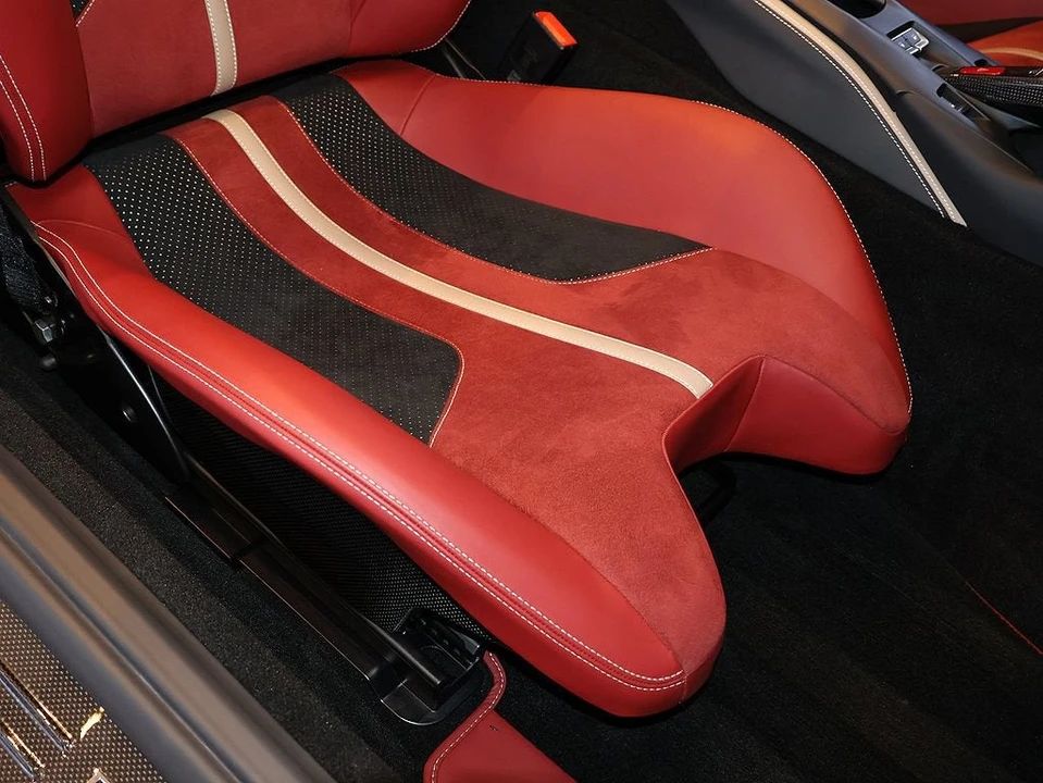 2021 Ferrari 812 GTS - Image 16 of 31