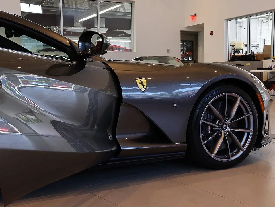 2021 Ferrari 812 GTS - Image 30 of 31