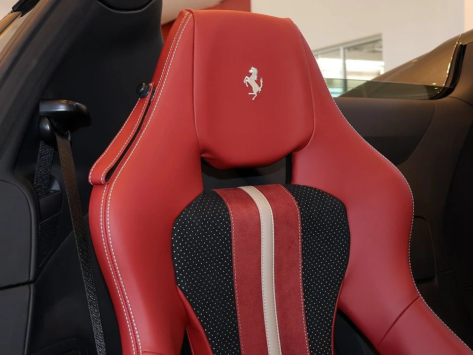 2021 Ferrari 812 GTS - Image 21 of 31