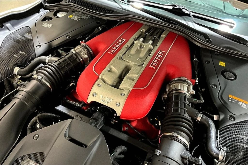 2021 Ferrari 812 GTS - Image 25 of 30