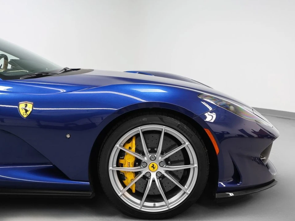2021 Ferrari 812 GTS - Image 10 of 31