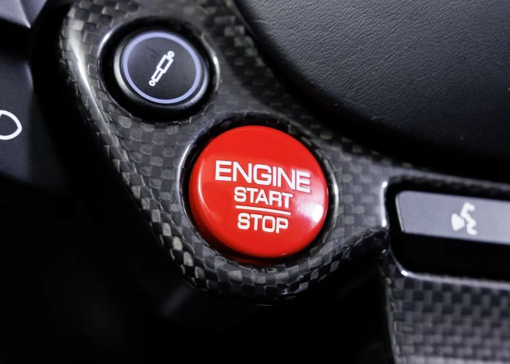 2021 Ferrari 812 GTS - Image 30 of 31