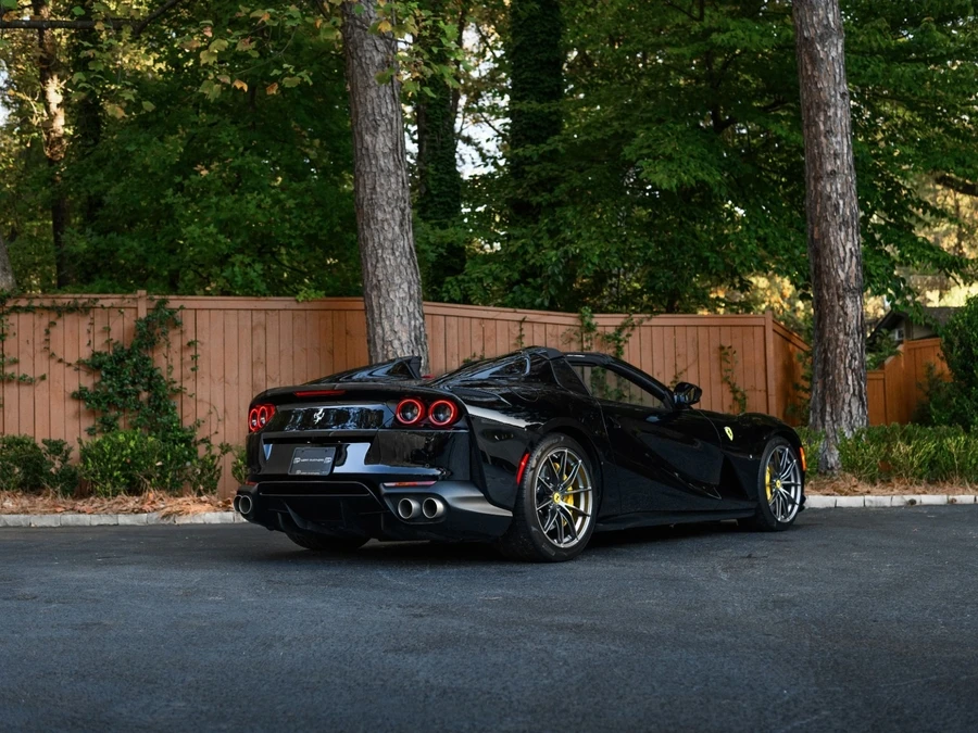2021 Ferrari 812 GTS - Image 9 of 21