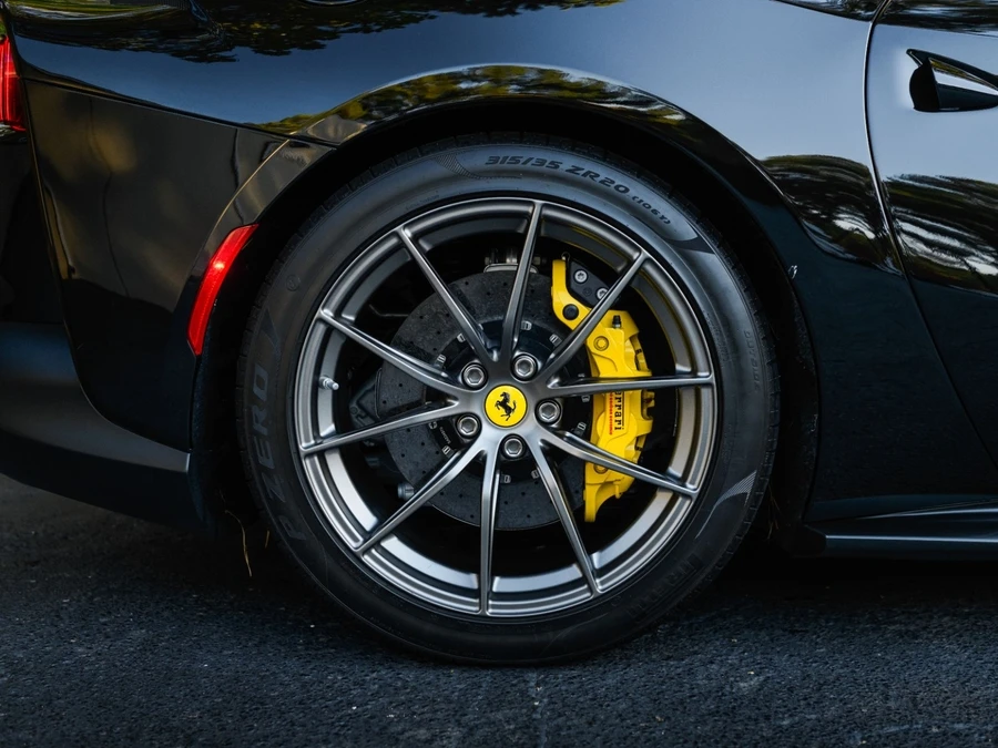 2021 Ferrari 812 GTS - Image 10 of 21