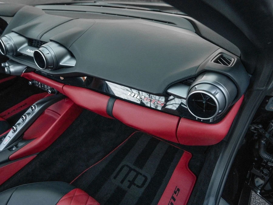2021 Ferrari 812 GTS - Image 19 of 21
