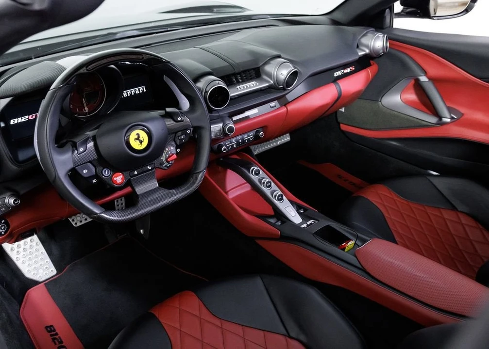 2021 Ferrari 812 GTS - Image 30 of 31